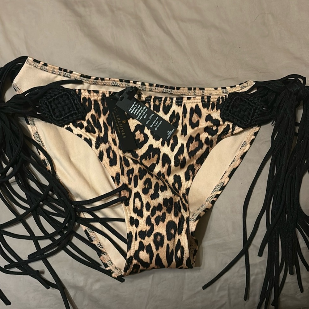 Leopard boho swim bottoms NWT size large